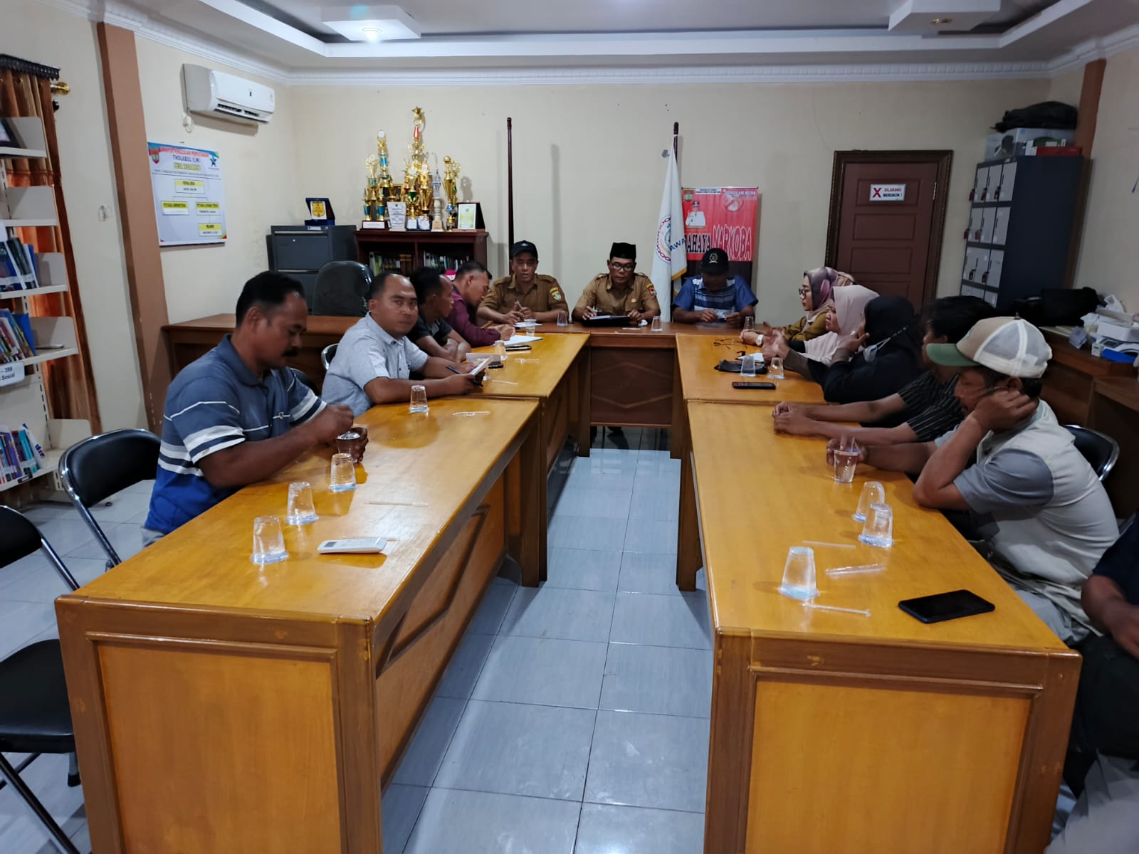 1_Rapat_koordinasi_Pemerintah_Desa_dan_BPD_Desa Tegal Rejo_(1)